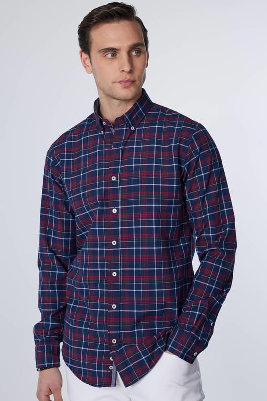 Slim Fit Düğmeli Yaka Kareli Pamuklu Kolay Ütü Erkek Gömlek