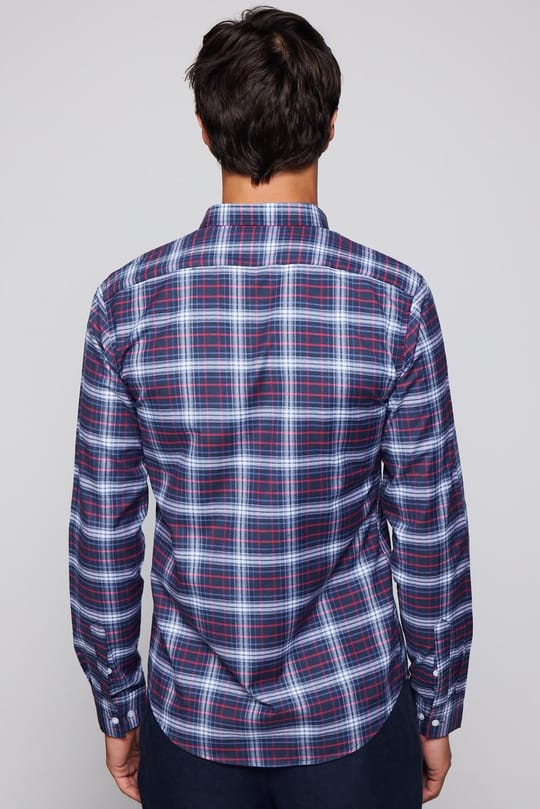 Erkek Slim Fit Dar Kesim Uzun Kollu Pamuklu Kolay Ütü Kareli Düğmeli Yaka Gömlek