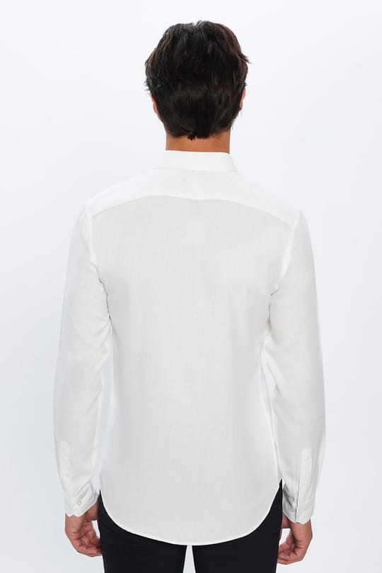 Erkek Slim Fit Dar Kesim Yün Viskon Düğmeli yaka Beyaz Düz Gömlek