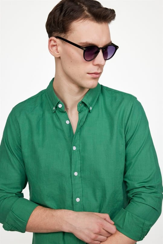 Erkek Slim Fit Dar Kesim %100 Pamuk Keten Doku Düğmeli Yaka Yeşil Gömlek