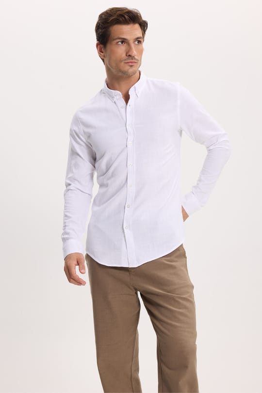 Erkek Slim Fit Dar Kesim %100 Pamuk Keten Doku Düğmeli Yaka Beyaz Gömlek