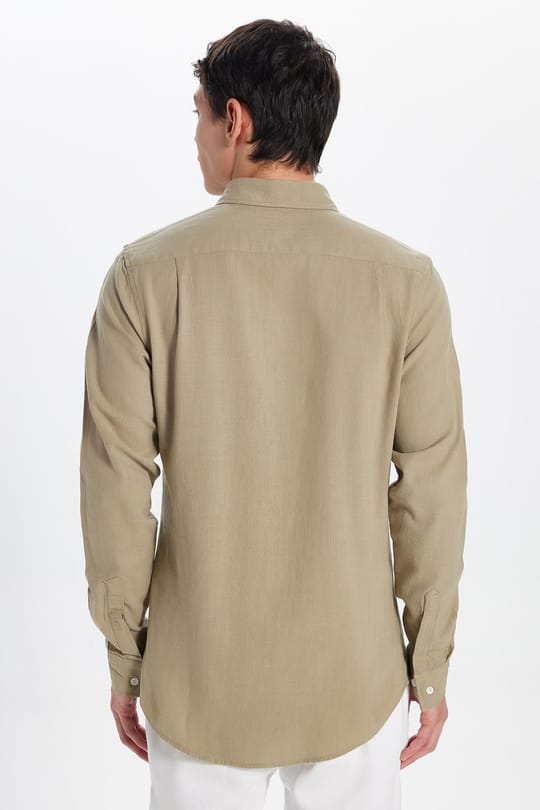 Erkek Slim Fit Dar Kesim %100 Pamuk Keten Doku Düğmeli Yaka Vizon Gömlek