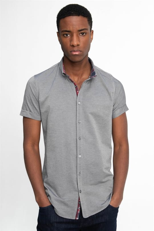 Erkek Slim Fit Dar Kesim Kısa Kollu Pamuklu Oxford Doku Kolay Ütülenebilir Gri Düğmeli Yaka Gömlek