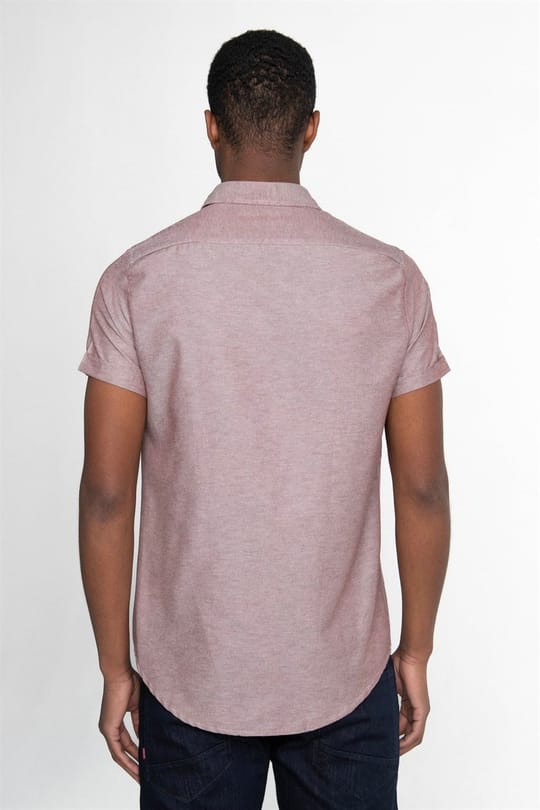 Erkek Slim Fit Dar Kesim Kısa Kollu Pamuklu Oxford Doku Kolay Ütülenebilir Bordo Düğmeli Yaka Gömlek