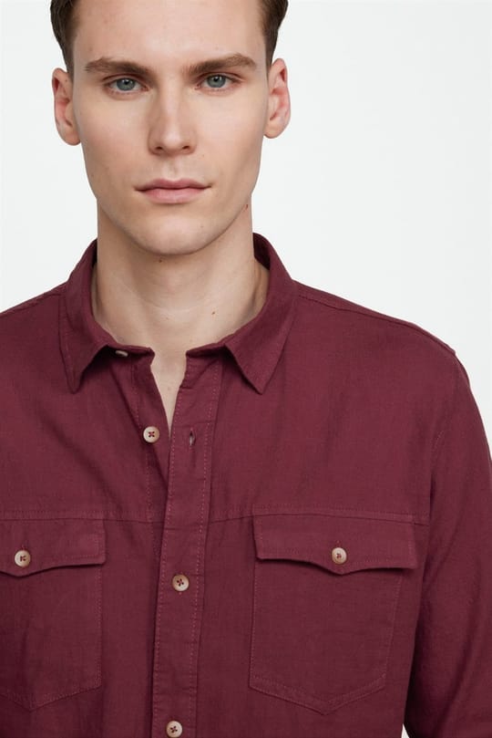 Erkek Slim Fit Dar Kesim %100 Pamuk Keten Doku Çift Cep Spor Yaka Bordo Gömlek