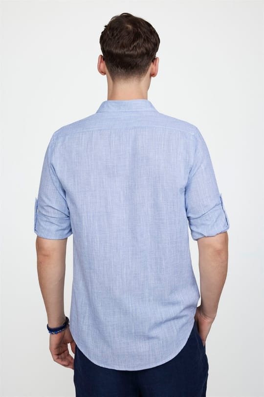 Erkek Slim Fit Dar Kesim Uzun Kollu %100 Pamuk Keten Doku Apoletli Sax Mavi Gömlek