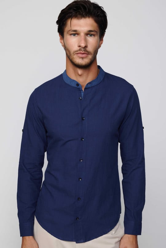 Erkek Slim Fit Dar Kesim Uzun Kollu %100 Pamuk Keten Doku Hakim Yaka Apoletli Indigo Gömlek