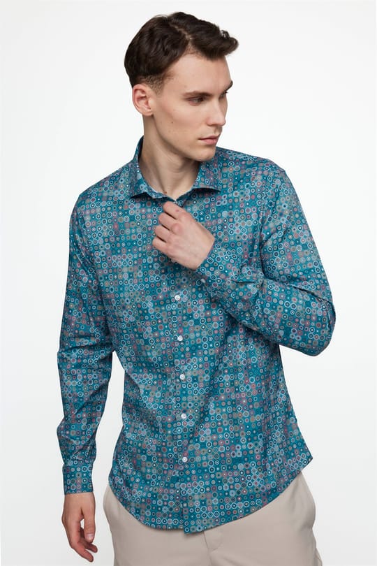 Slim Fit Dar Kesim Uzun Kol Likralı Baskılı Yüksek Yaka Erkek Gömlek