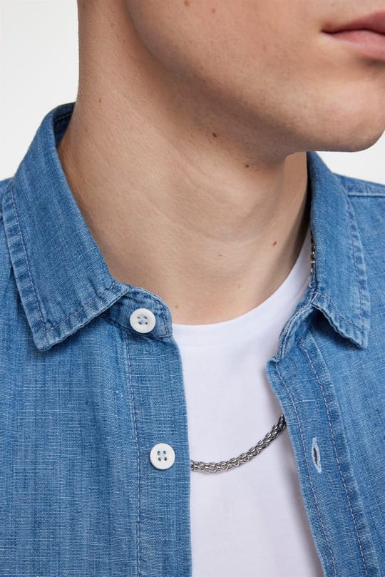 Slim Fit Uzun Kollu Dar Kesim Tek Cep Kapaklı Pamuklu Denim Kot Mavi Gömlek