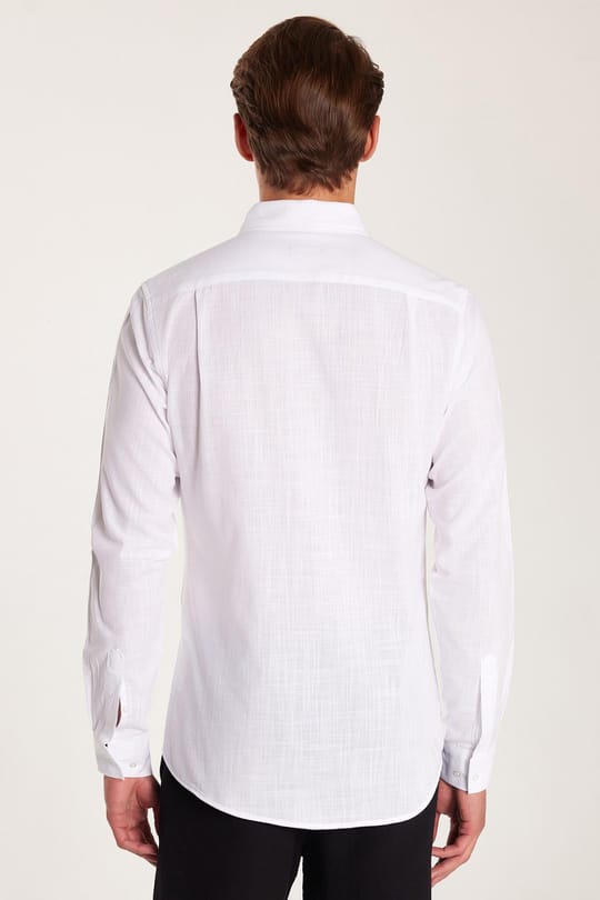Erkek Slim Fit Dar Kesim Uzun Kollu %100 Pamuk Keten Doku Düz Biyeli Beyaz Gömlek