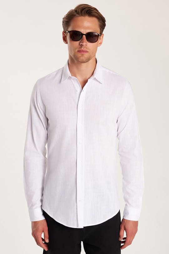 Erkek Slim Fit Dar Kesim Uzun Kollu %100 Pamuk Keten Doku Düz Biyeli Beyaz Gömlek