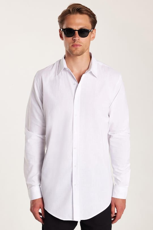 Erkek Slim Fit Dar Kesim Uzun Kollu %100 Pamuk Keten Doku Düz Biyeli Beyaz Gömlek