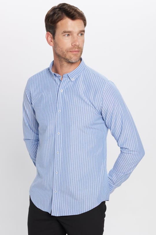 Slim Fit Uzun Kollu Çizgili Yaka Düğmeli Erkek Gömlek