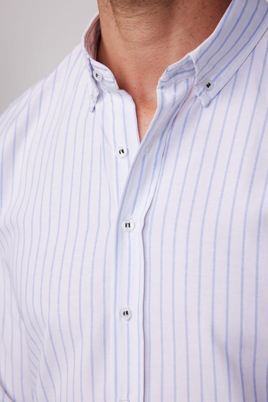 Slim Fit Uzun Kollu Düğmeli Yaka Çizgili Yumuşak Dokulu Pamuklu Erkek Gömlek