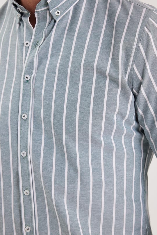 Slim Fit Uzun Kollu Düğmeli Yaka Çizgili Yumuşak Dokulu Pamuklu Erkek Gömlek