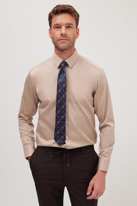Slim Fit Bej Non-Iron %100 Pamuk Doğa Dostu Ekoteks Belgeli Ütü Gerektirmez Gömlek