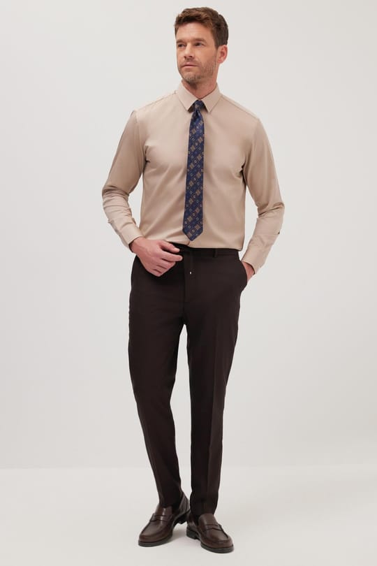 Slim Fit Bej Non-Iron %100 Pamuk Doğa Dostu Ekoteks Belgeli Ütü Gerektirmez Gömlek