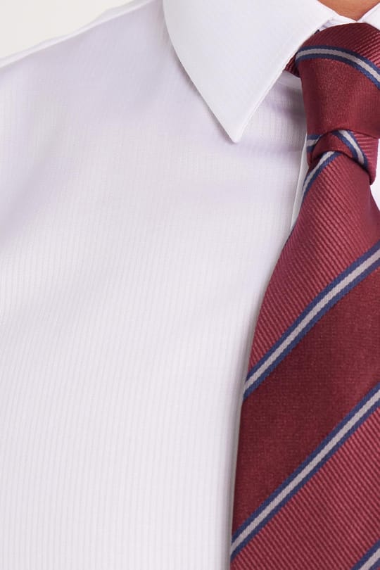 Slim Fit Beyaz Non-Iron %100 Pamuk Doğa Dostu Ekoteks Belgeli Ütü Gerektirmez Gömlek