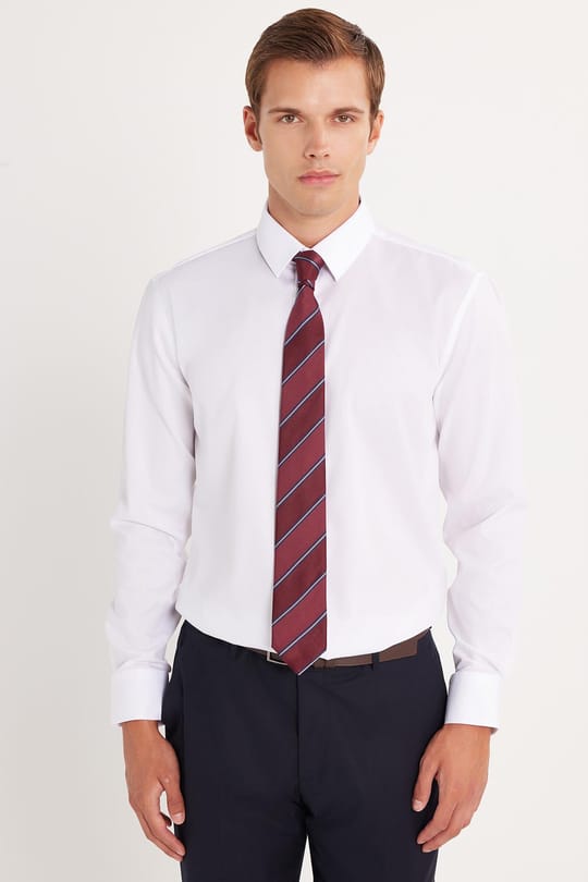 Slim Fit Beyaz Non-Iron %100 Pamuk Doğa Dostu Ekoteks Belgeli Ütü Gerektirmez Gömlek