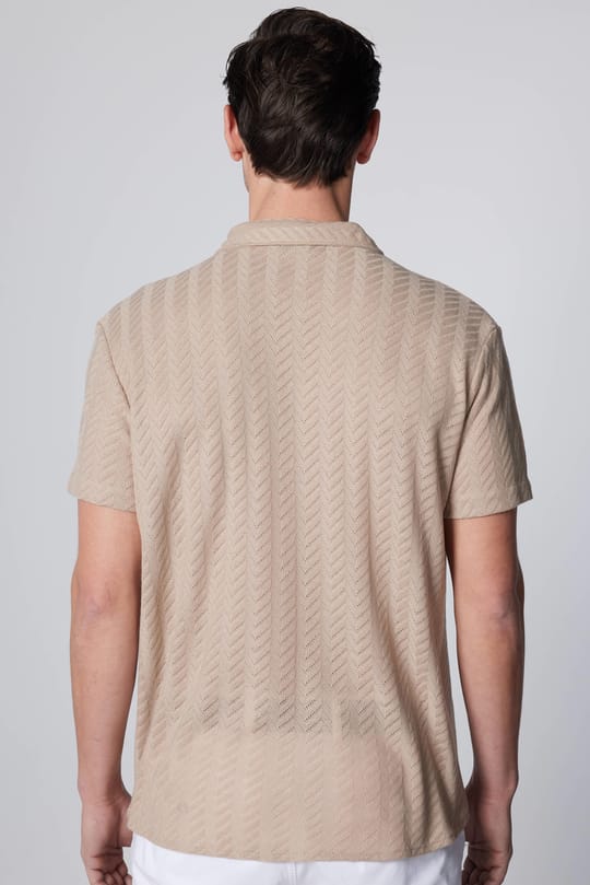 Erkek Slim Fit Dar Kesim Kısa Kollu Nefes Alan Örme Doku Armür Desenli Taş Renk Gömlek