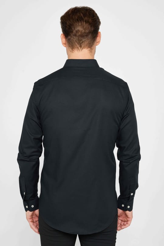 Erkek Slim Fit Dar Kesim Uzun Kollu %100 Pamuk Oxford Doku Siyah Düğmeli Yaka Gömlek