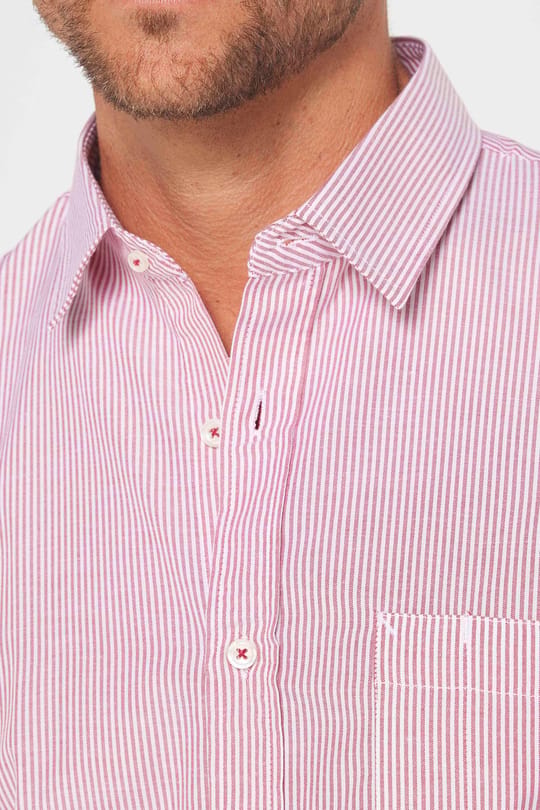 Erkek Slim Fit Dar Kesim Uzun Kollu Pamuklu Çizgili Tek Cepli Düğmeli Yaka Gömlek
