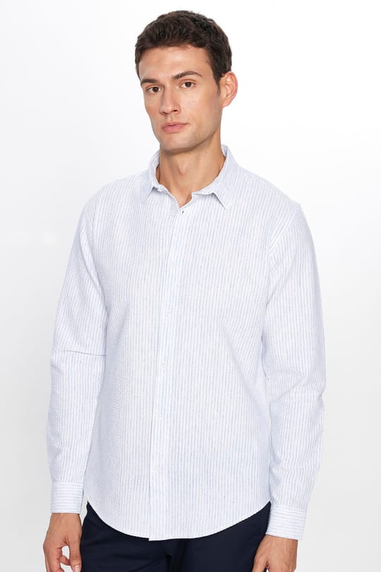 Erkek Slim Fit Dar Kesim Uzun Kollu Pamuklu Çizgili Beyaz Spor Yaka Gömlek