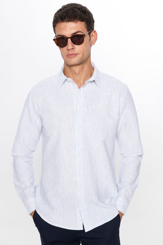 Erkek Slim Fit Dar Kesim Uzun Kollu Pamuklu Çizgili Beyaz Spor Yaka Gömlek