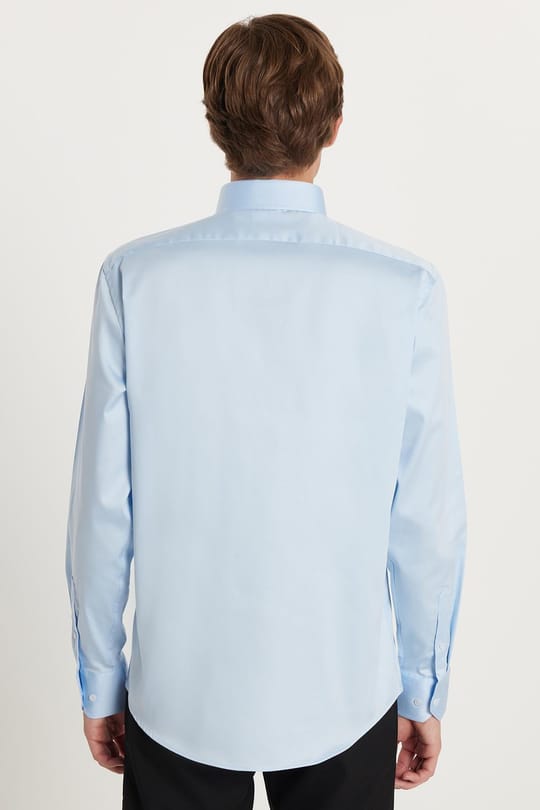 Erkek Slim Fit  Premium Likralı Pamuk Saten Açık Mavi Gömlek