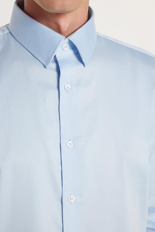 Erkek Slim Fit  Premium Likralı Pamuk Saten Açık Mavi Gömlek