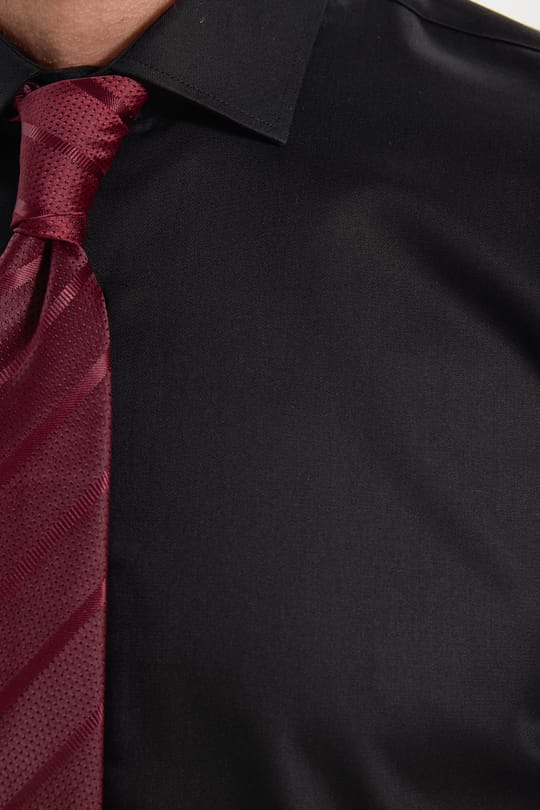 Erkek Slim Fit Dar Kesim Non-Iron Uzun Kollu Kravatlık Yaka Pamuklu Siyah Gömlek