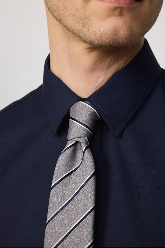 Erkek Slim Fit Non-Iron Pamuklu Ütü Gerektirmez Lacivert Gömlek