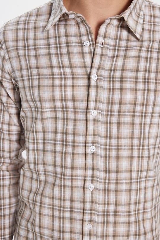 Erkek Slim Fit Dar Kesim %100 Pamuk Keten Doku Kareli Gömlek