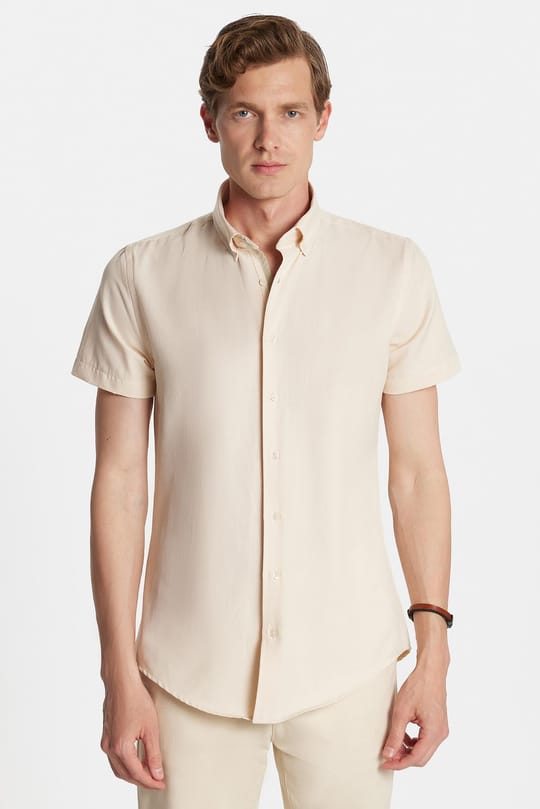 Erkek Slim Fit Dar Kesim Kısa Kollu Spor Yaka Oxford Doku Pamuklu Bej Gömlek