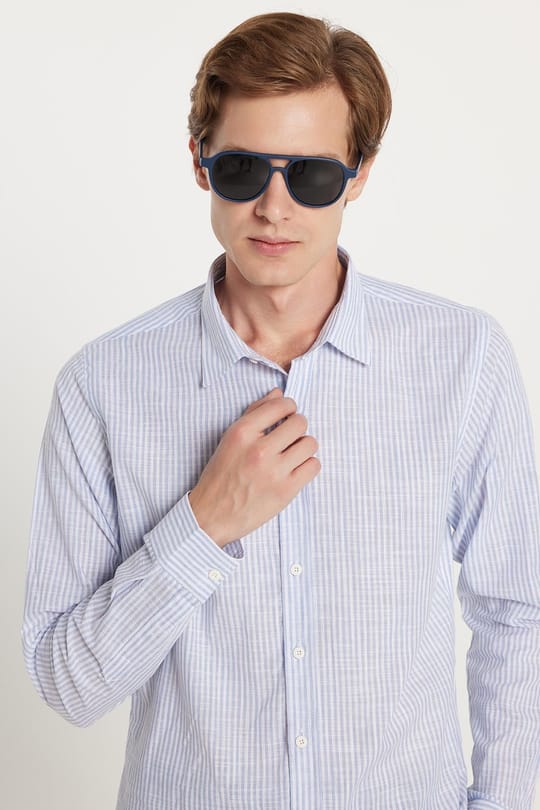 Erkek Slim Fit Dar Kesim Düğmeli Spor Yaka Keten Efekt %100 Pamuk Mavi Çizgili Yazlık Gömlek