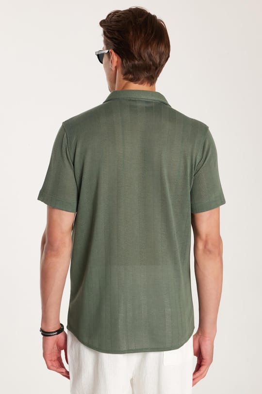 Erkek Slim Fit Örme Kumaş Apaş Yaka Rahat Kullanım Kısa Kol Haki Gömlek