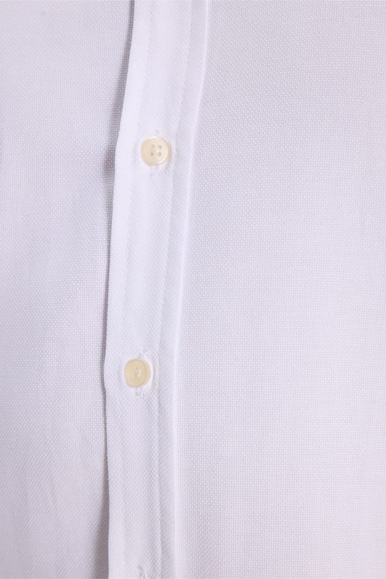 Erkek Slim Fit Dar Kesim Düz Oxford Armalı Düğmeli Yaka Beyaz Spor Gömlek