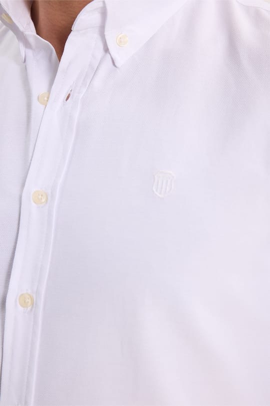 Erkek Slim Fit Dar Kesim Düz Oxford Armalı Düğmeli Yaka Beyaz Spor Gömlek
