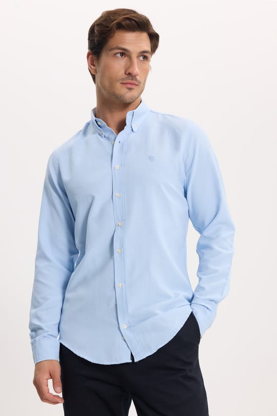 Erkek Slim Fit Dar Kesim Düz Oxford Armalı Düğmeli Yaka Mavi Spor Gömlek
