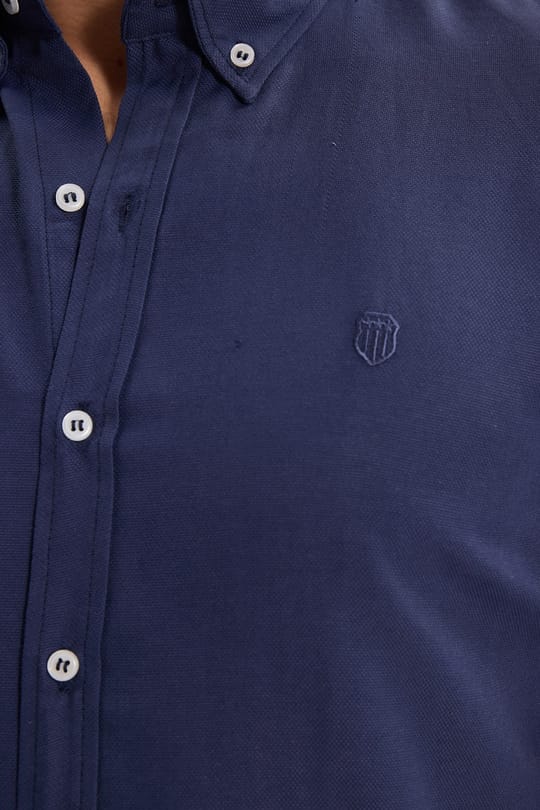 Erkek Slim Fit Dar Kesim Düz Oxford Armalı Düğmeli Yaka Lacivert Spor Gömlek