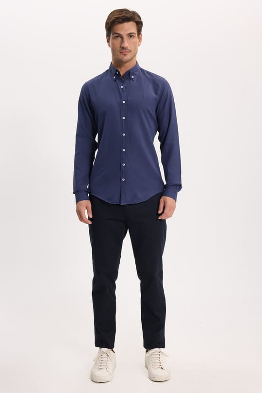 Erkek Slim Fit Dar Kesim Düz Oxford Armalı Düğmeli Yaka Lacivert Spor Gömlek