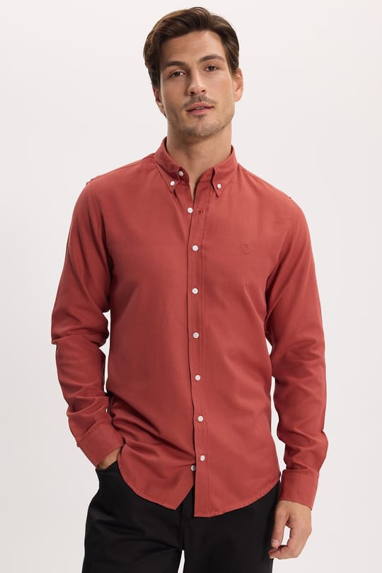 Erkek Slim Fit Dar Kesim Düz Oxford Armalı Düğmeli Yaka Kiremit Spor Gömlek