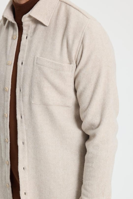 Erkek Slim Fit Dar Kesim  Armürlü Oduncu Cepli Spor Yaka Ekru Gömlek