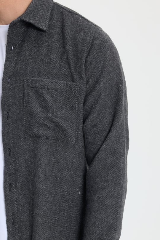 Erkek Slim Fit Dar Kesim  Armürlü Oduncu Cepli Spor Yaka Antrasit Gömlek