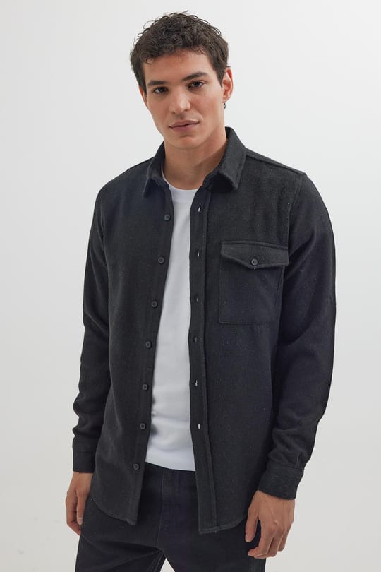 Erkek Slim Fit Tek Cep Kapaklı Düz Oduncu Spor Gömlek