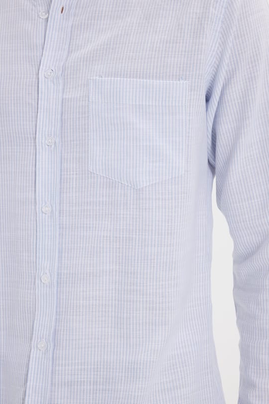 Erkek Slim Fit Dar Kesim %100 Pamuk Düğmeli Yaka Çizgili Uzun Kollu Cepli Keten Efektli Mavi Gömlek