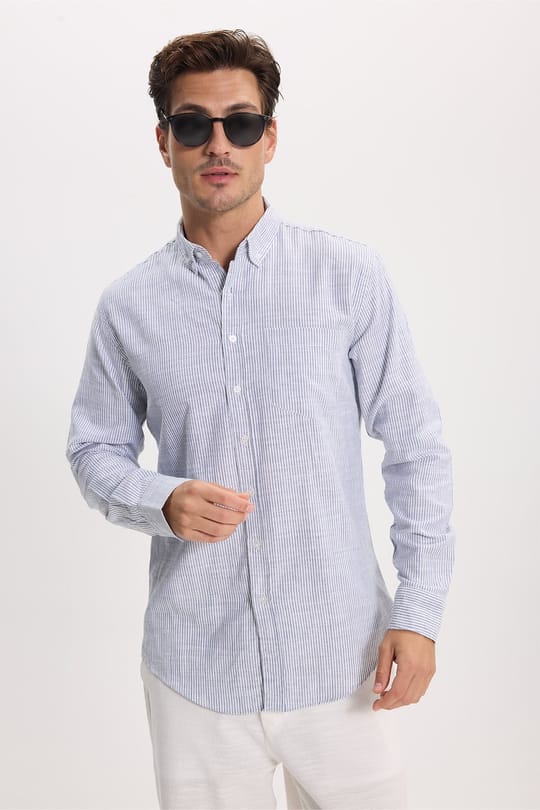 Erkek Slim Fit Dar Kesim %100 Pamuk Düğmeli Yaka Çizgili Uzun Kollu Cepli Keten Lacivert Gömlek