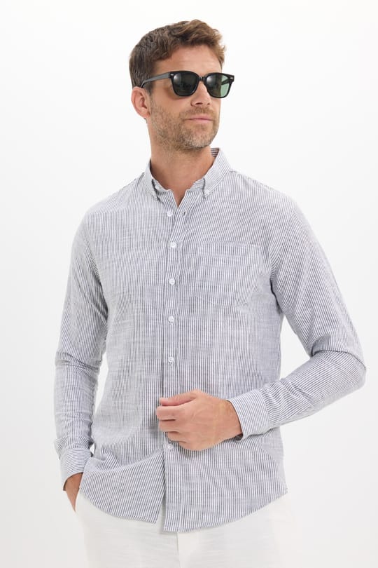 Erkek Slim Fit Dar Kesim %100 Pamuk Düğmeli Yaka Çizgili Uzun Kollu Cepli Keten Siyah-Beyaz Gömlek