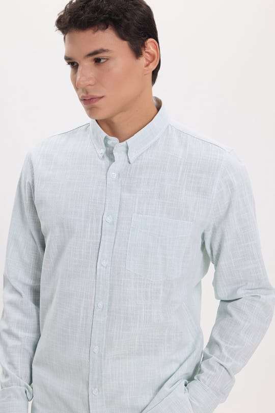 Erkek Slim Fit Dar Kesim Uzun Kollu %100 Pamuk Keten Efektli Düğmeli Yaka Rahat Yeşil Gömlek