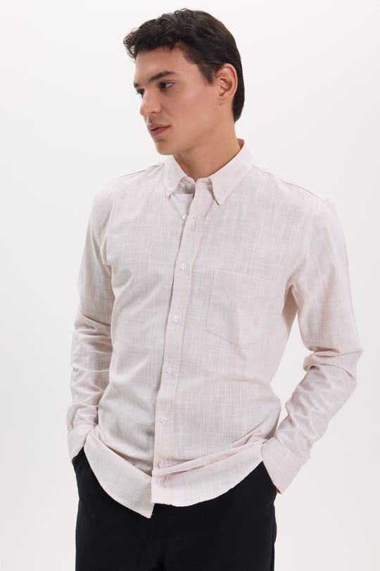 Erkek Slim Fit Dar Kesim Uzun Kollu %100 Pamuk Keten Efektli Düğmeli Yaka Rahat Bej Gömlek
